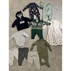 Lot Of Unisex NB/0-3‎ Month Baby Clothing